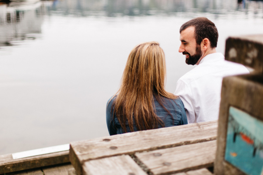 lake union engagement photos