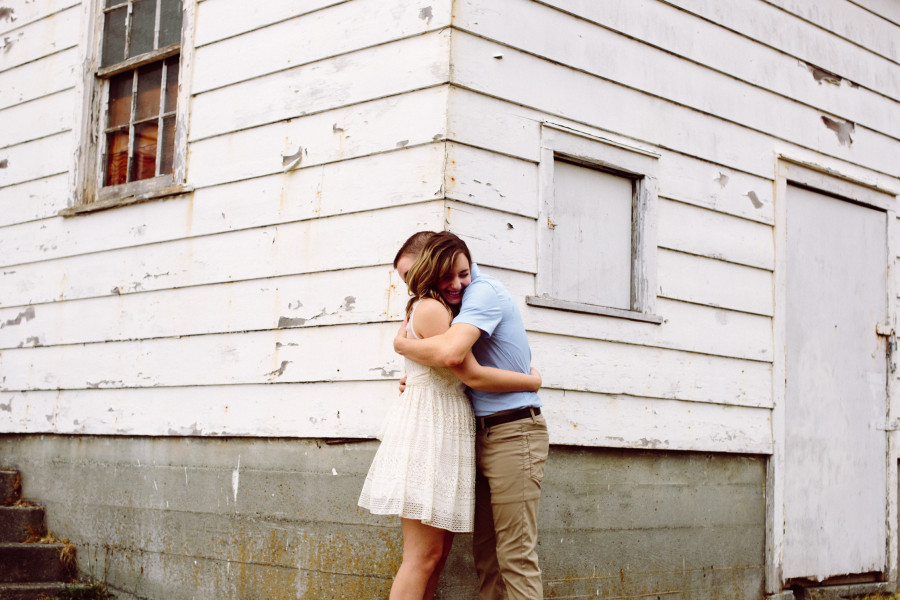 engagement photos at discovery park-003