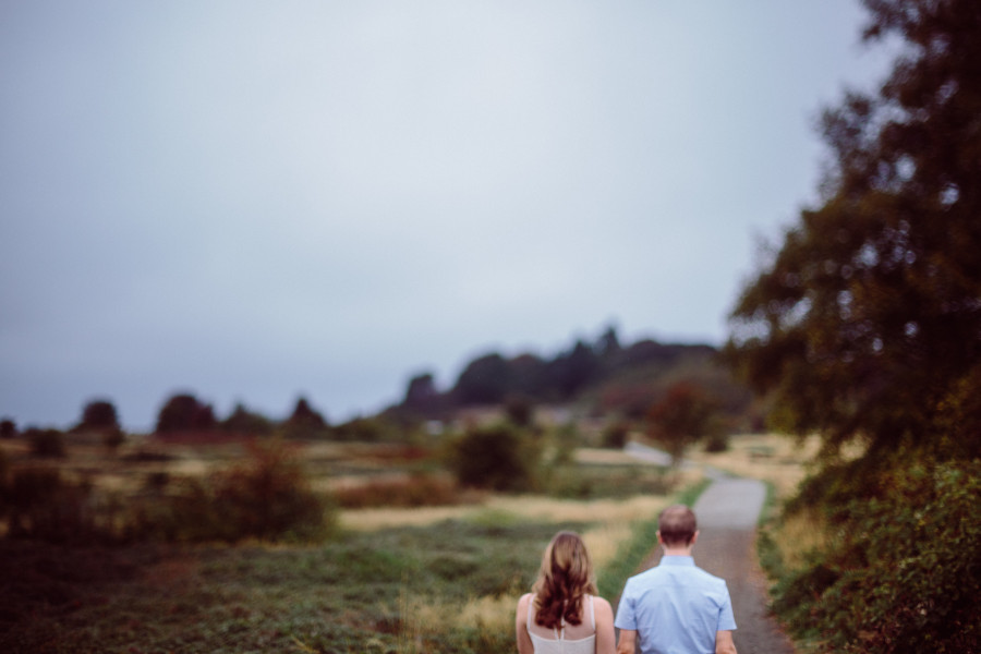 engagement photos at discovery park-013