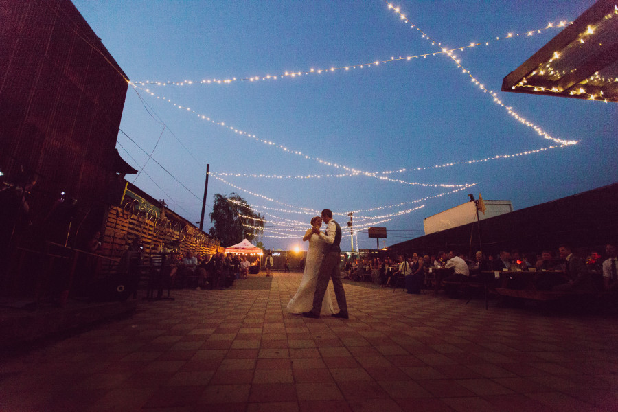 seattle brewery wedding photography